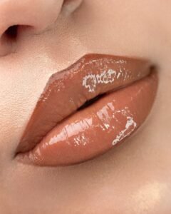 Nude mood